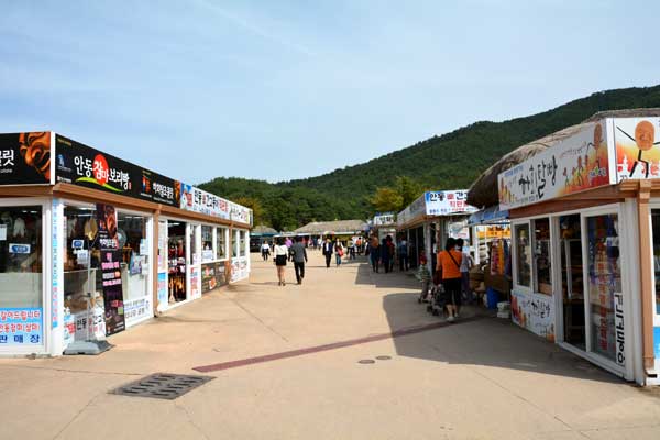Andong Hahoe Village Shopping District