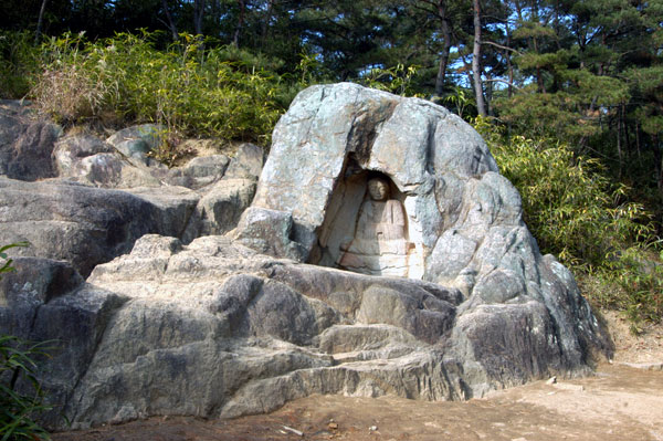 Gyeongju Namsan Bulgok Rock-carved Buddha