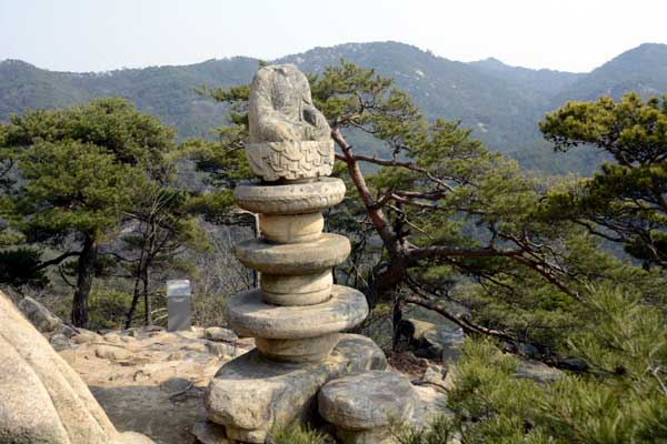 Three-story Stone Pagoda at Yongjangsa Temple Site